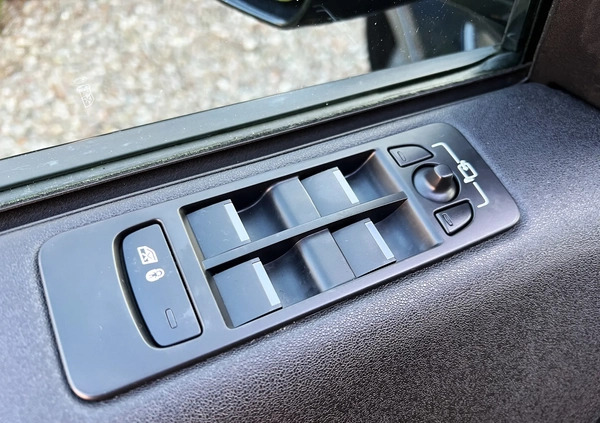 Land Rover Discovery Sport cena 74900 przebieg: 106816, rok produkcji 2017 z Opole Lubelskie małe 781